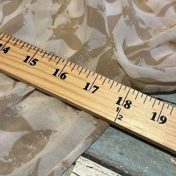 CAbi sheer cream and tan floral blouse small - Picture 6 of 9